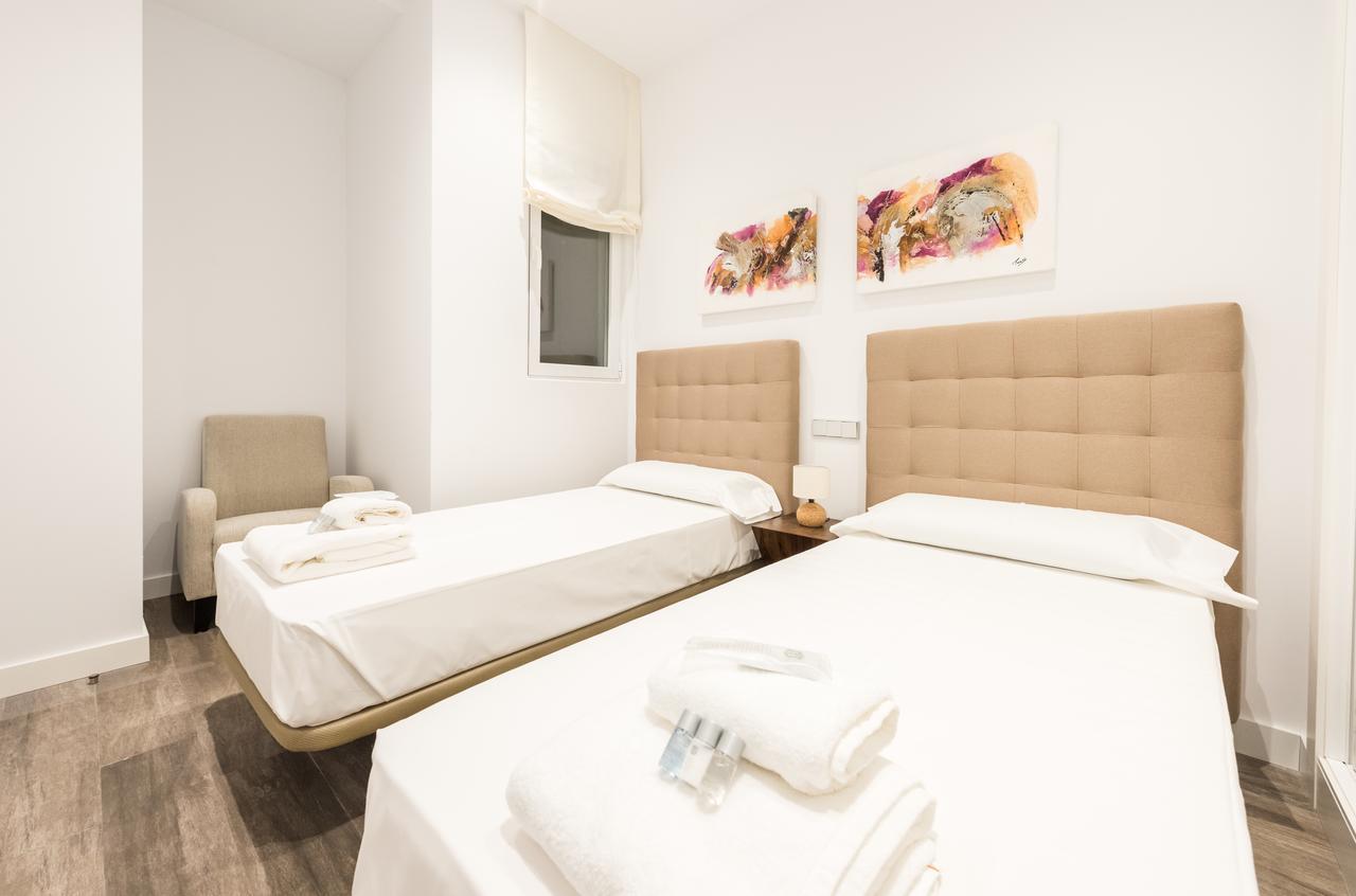 Puerta Del Sol City Center Madrid Extérieur photo